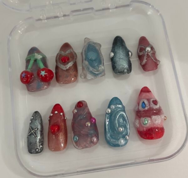 crazy nails (small)