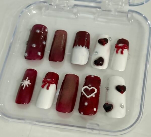 Qatari national day nails