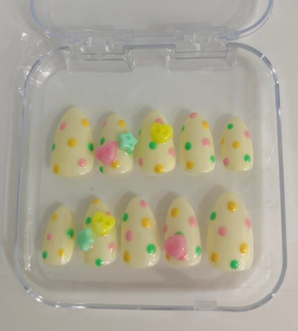 pastel dots nails